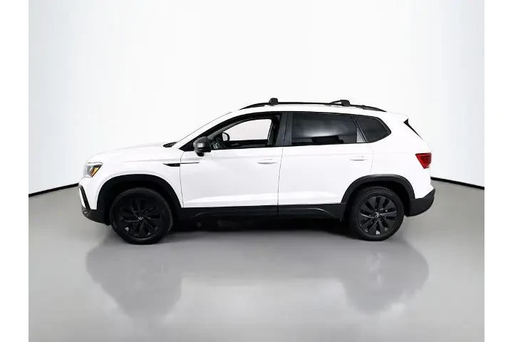 $20750 : Volkswagen Taos 2023 S 4dr S image 4