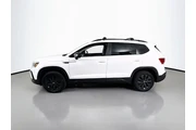 $20750 : Volkswagen Taos 2023 S 4dr S thumbnail