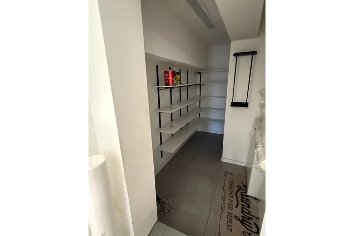 $1600 : North Miami 3 Bed & 1 Bath image 3