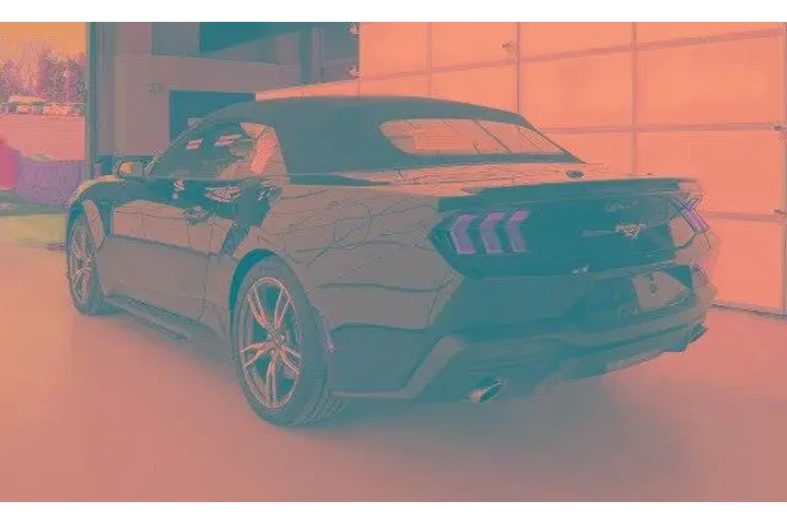 $35500 : Ford Mustang 2025 EcoBoost 2 image 3