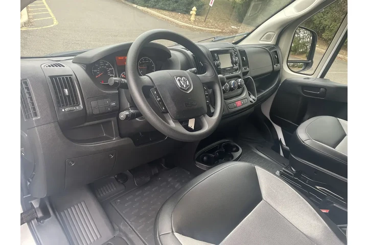 $7700 : 2020 RAM Promaster 1500 image 9