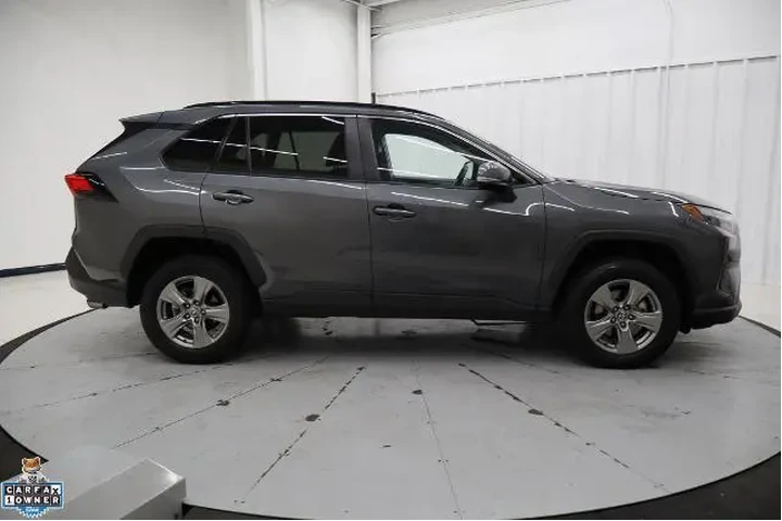 $24595 : Toyota RAV4 2024 XLE 4dr SUV image 2