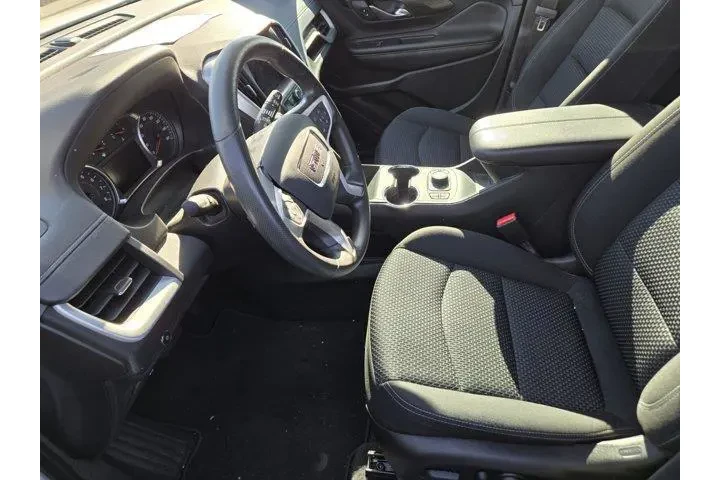 $23991 : GMC Terrain 2023 SLE 4dr SUV image 3