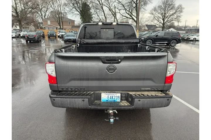 $13818 : Nissan Titan 2019 4x2 S 4dr image 7