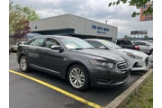 2017 Taurus Limited en Lexington