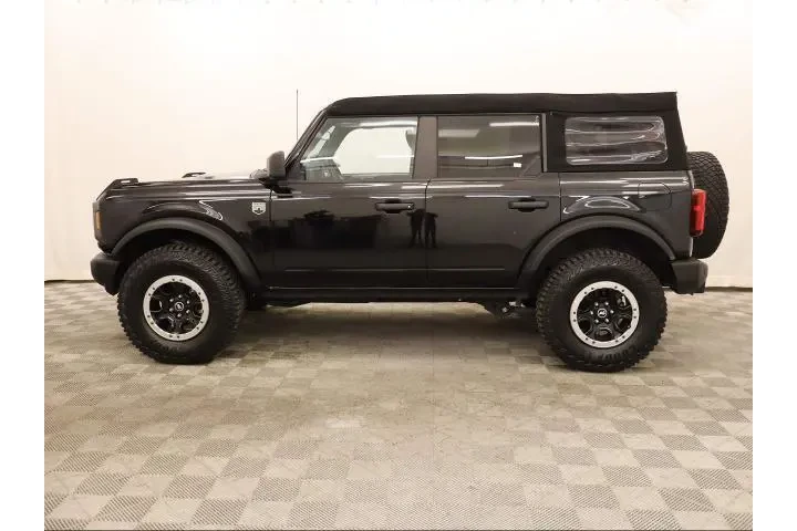 $39995 : Ford Bronco 2023 4x4 Base Ad image 6