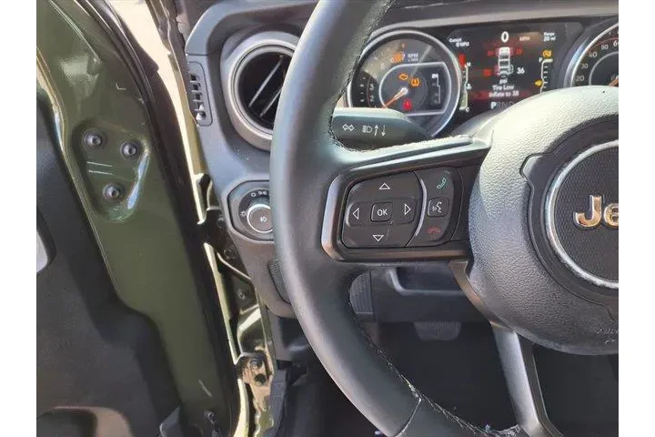 $21900 : Jeep Wrangler Unlimited 2021 image 8