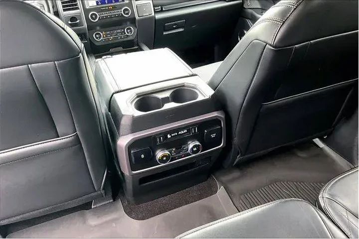 $38000 : Ford Expedition 2020 4x4 Pla image 10