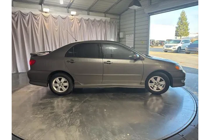 $7449 : Toyota Corolla 2008 S 4dr Se image 4