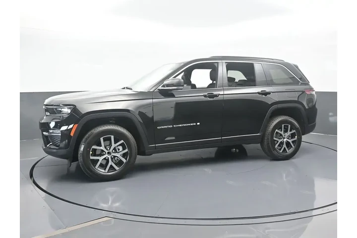 $39631 : Jeep Grand Cherokee 2025 4x2 image 2