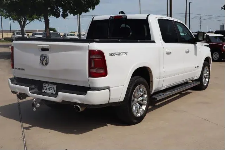 $30993 : Ram 1500 2022 4x2 Laramie 4d image 4