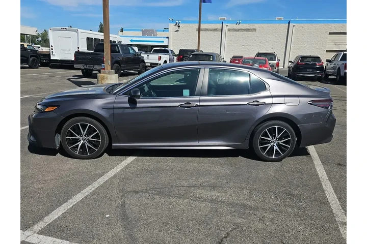 $25000 : Toyota Camry 2023 SE 4dr Sed image 5