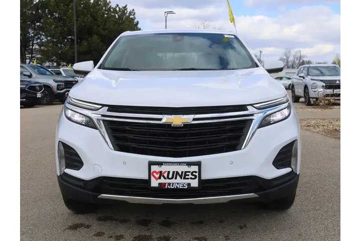 $22977 : Chevrolet Equinox 2024 4x4 L image 2