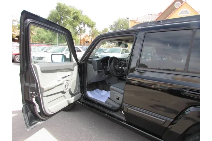 $8995 : 2007 Commander Sport image 9