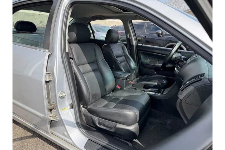 $8998 : Honda Accord 2004 EX V-6 4dr image 10