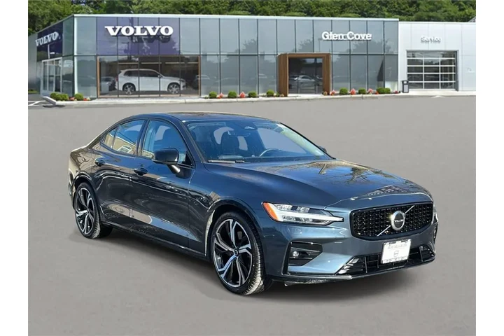 $26500 : Volvo S60 2023 B5 Core Dark image 1