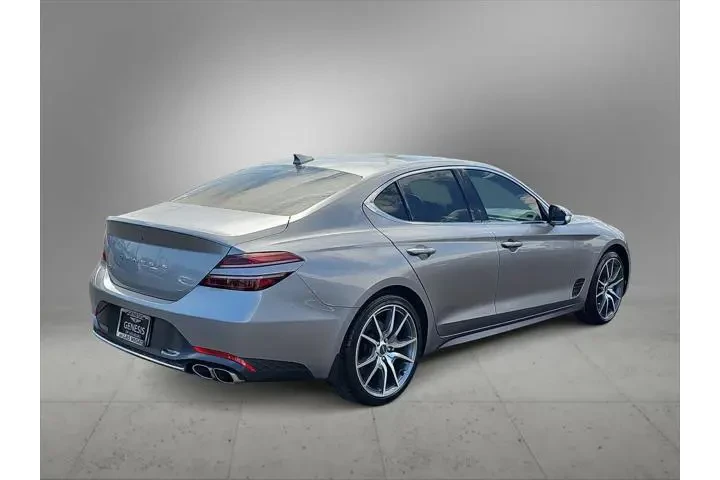 $30500 : Genesis G70 2022 2.0T 4dr Se image 8