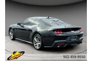 $27960 : Ford Mustang 2024 EcoBoost 2 thumbnail