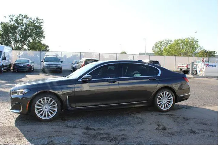 $35923 : BMW 7 Series 2020 AWD 745e x image 7