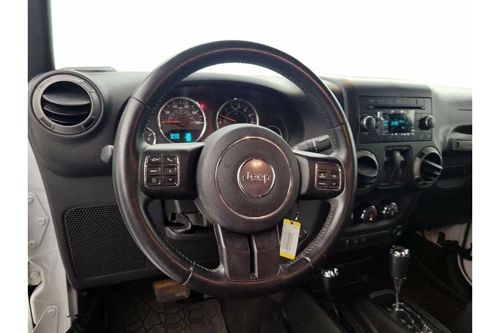 $21998 : Jeep Wrangler 2016 4x4 Willy image 10