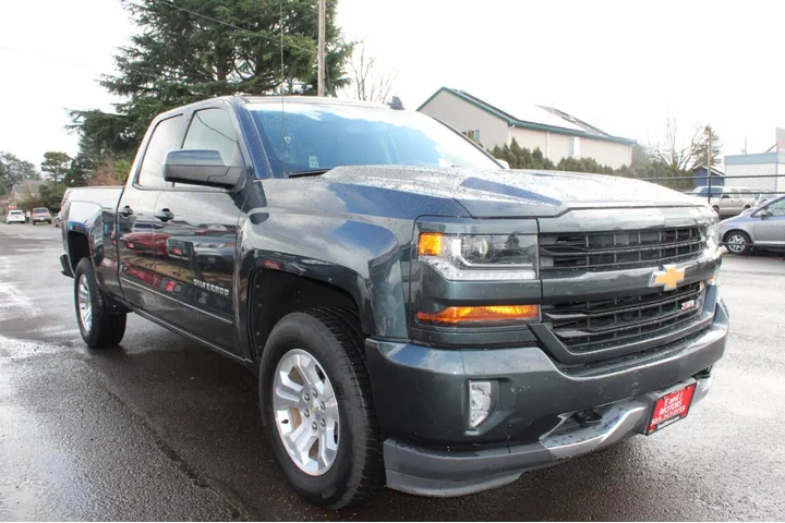 $22995 : 2018 Silverado 1500 4WD Doubl image 8