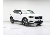 $21998 : Volvo XC40 2020 AWD T5 Momen thumbnail