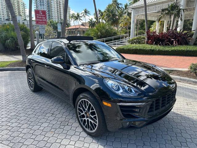 $17995 : 2017 Macan S image 5