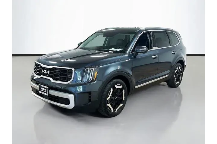 $29977 : Kia Telluride 2023 AWD S 4dr image 3