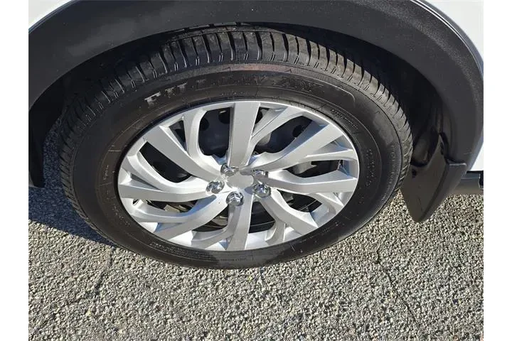 $9590 : Nissan Kicks 2019 S 4dr Cros image 8