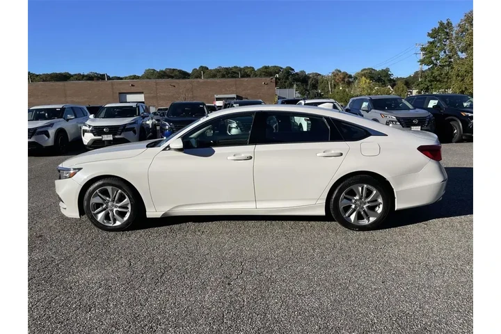 $12722 : Honda Accord 2019 LX 4dr Sed image 9