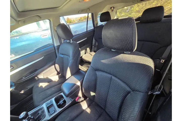 $5295 : 2010 Outback 2.5i Premium image 7