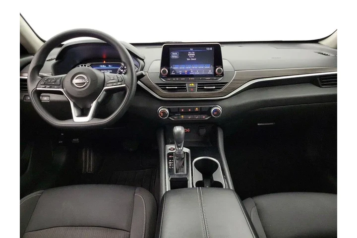 $18998 : Nissan Altima 2024 2.5 SV 4d image 9