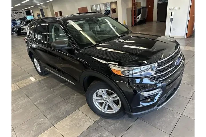 $32500 : Ford Explorer 2023 AWD XLT 4 image 9