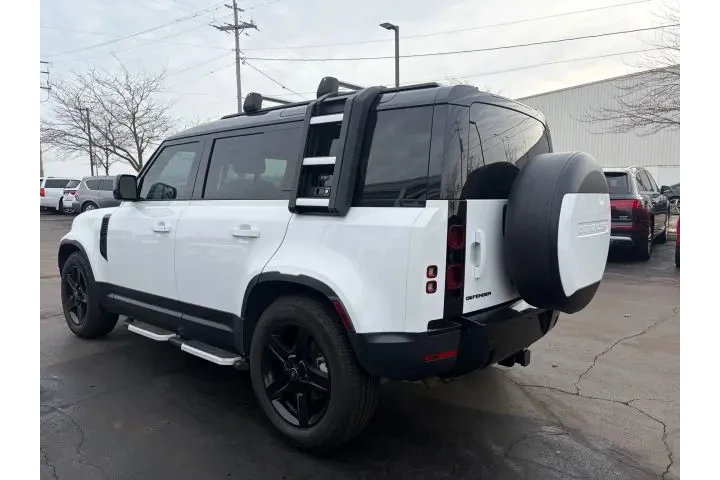 $37995 : 2022 DEFENDER 110 image 7