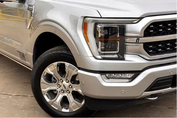 $39977 : Ford F-150 2021 4x4 Platinum image 3
