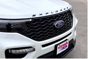 $35977 : Ford Explorer 2020 AWD ST 4d thumbnail