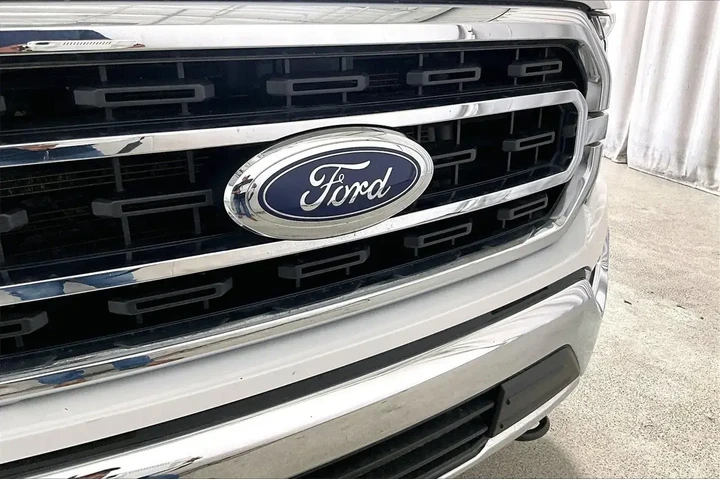 $30994 : Ford F-150 2022 4x4 XLT 4dr image 7