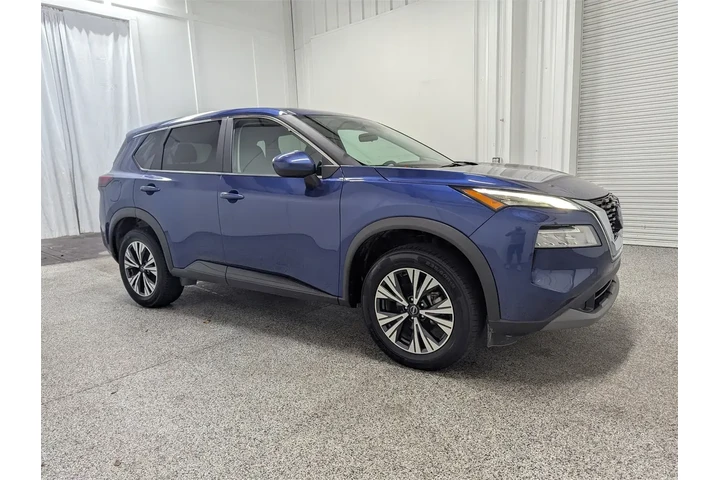 $21997 : Nissan Rogue 2023 SV 4dr Cro image 2