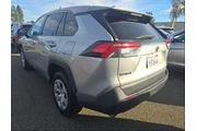 Toyota RAV4 2024 AWD LE 4dr