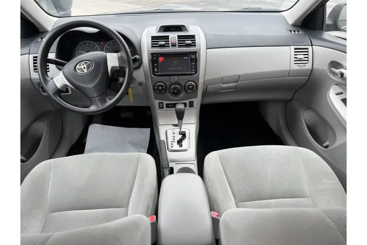 $8900 : 2013 Corolla LE image 10