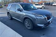 Pre-Owned 2022 Pathfinder SV