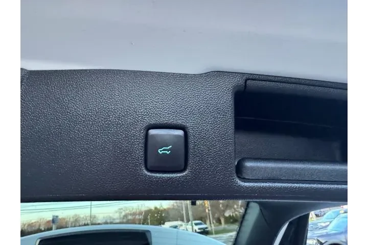 $31700 : Ford Escape Plug-In Hybrid 2 image 7