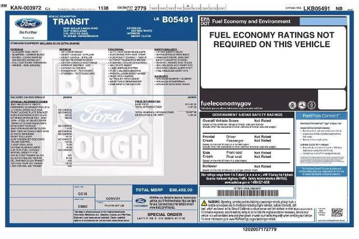 $28465 : Ford Transit 2020 250 3dr SW image 3