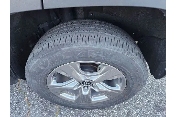 $28491 : Toyota RAV4 2023 XLE 4dr SUV image 8