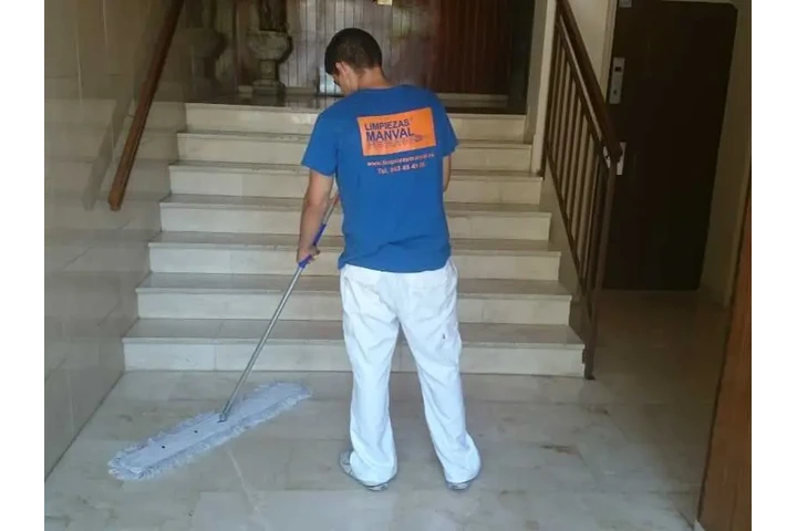 Quieres trabajar? Llama ahora image 3