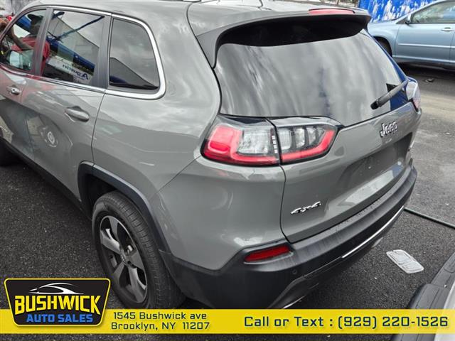 $18995 : Used 2019 Cherokee Limited 4x image 5