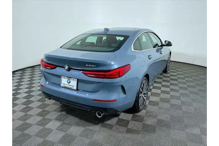 $32223 : BMW 2 Series 2024 AWD 228i x image 6