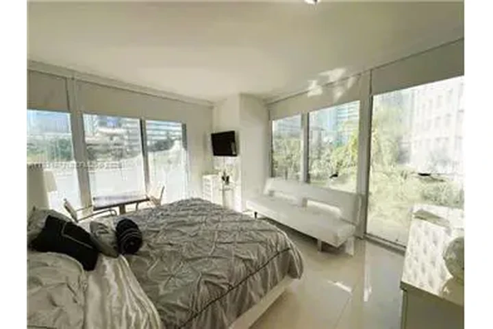 $5500 : Rental property with 2 bedro image 8