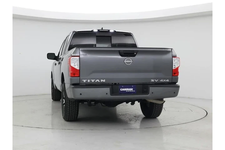 $31998 : Nissan Titan 2023 4x4 S 4dr image 6