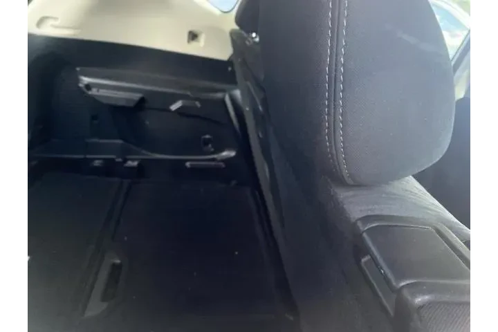 $13300 : Nissan Rogue 2020 SV 4dr Cro image 5